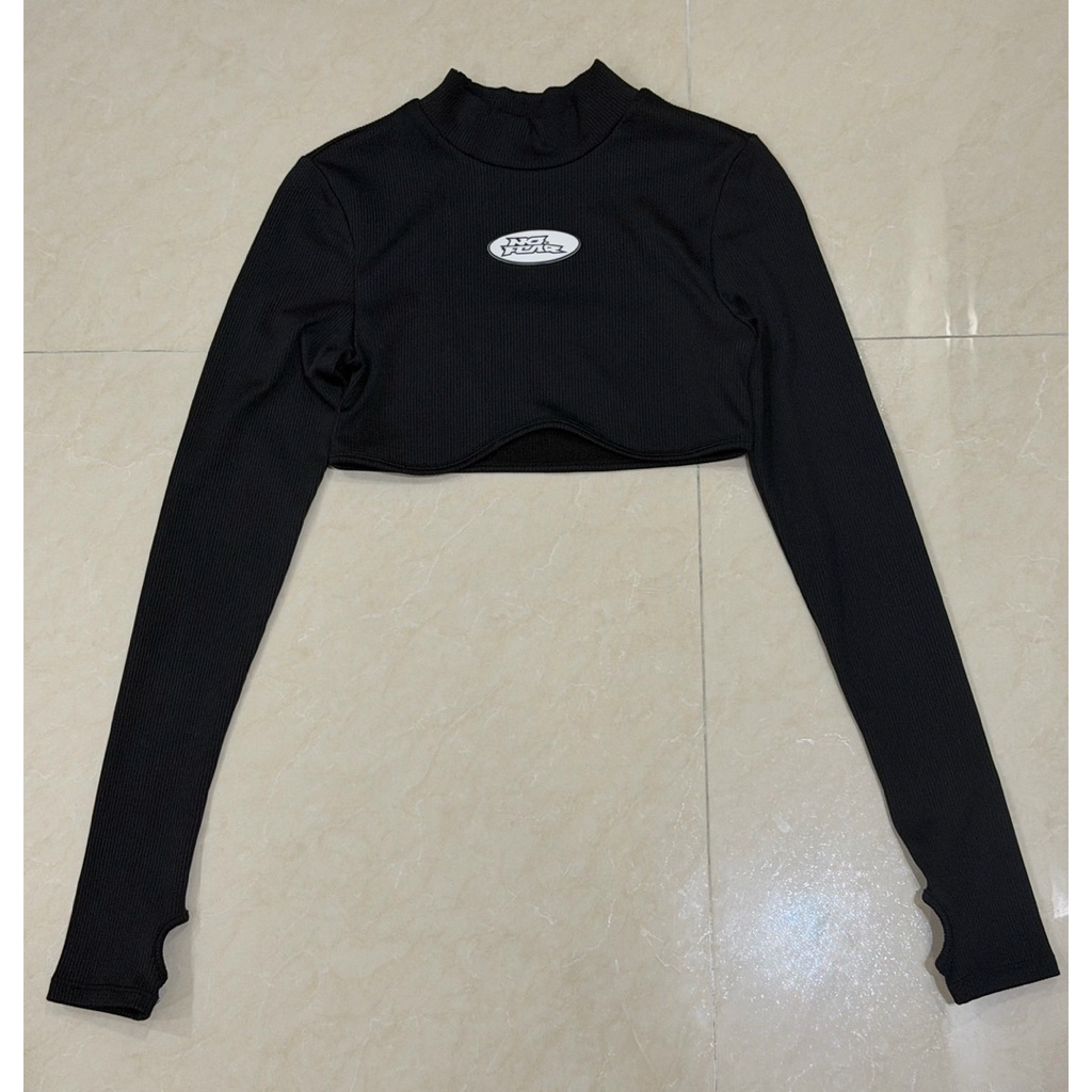 H&M no fear long crop top for woman