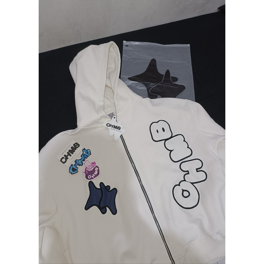 Boxy Zip Hoodie Chambredelavain - Sensational BW