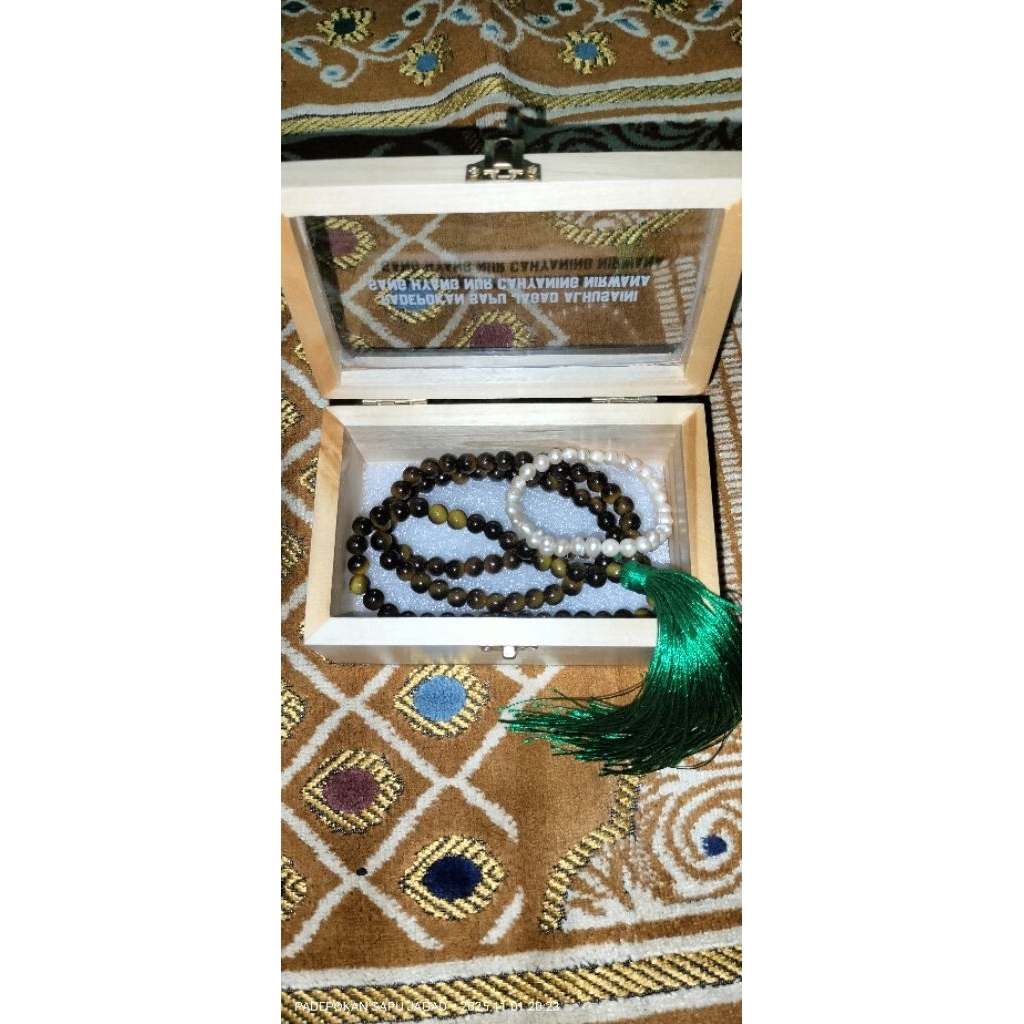 New Tasbih Tiger eyes asma