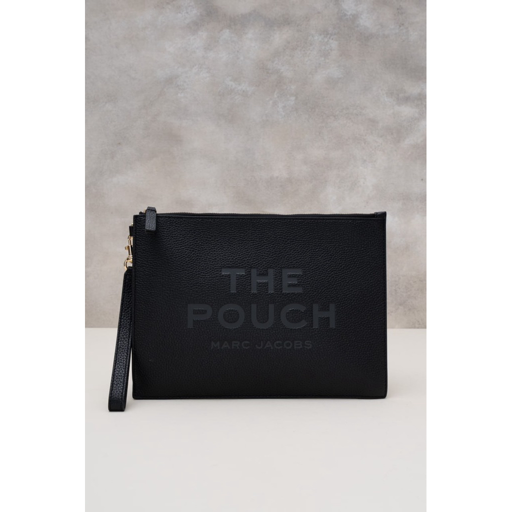 MARC JACOBS THE LARGE POUCH LEATHER BLACK