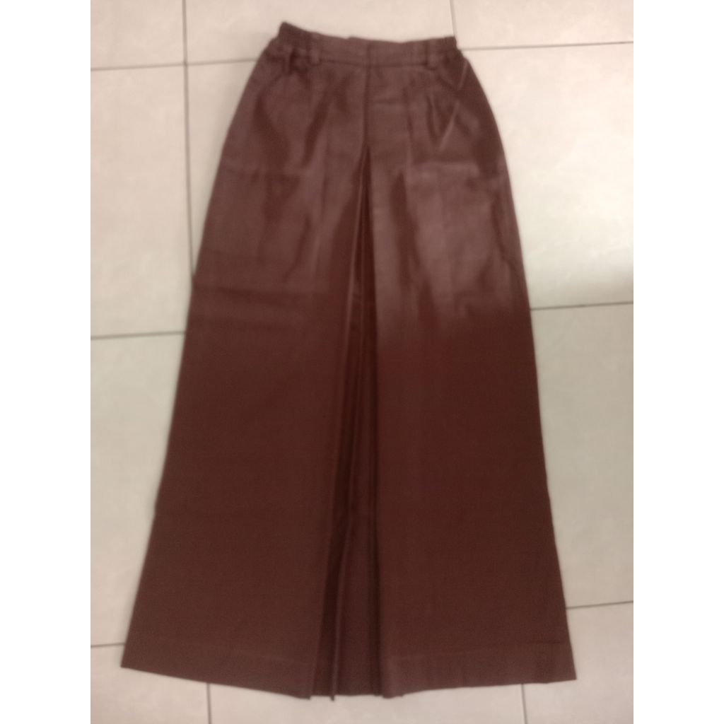 Preloved rok sekolah