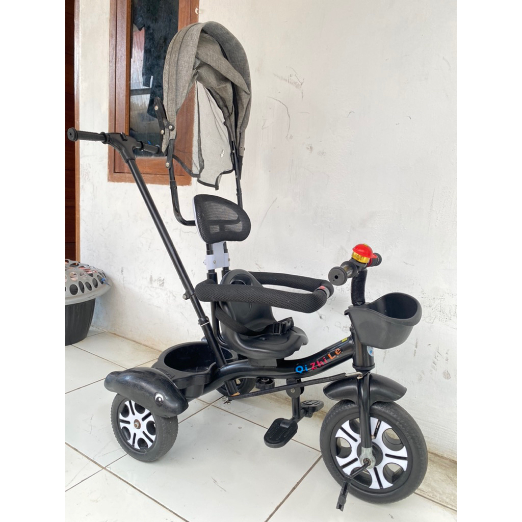 Preeloved/ bekas pakai Sepeda Anak Roda Tiga 1-4th