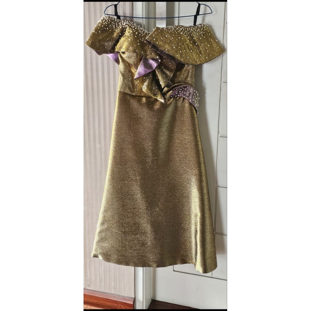 Long Dress Pesta Gold