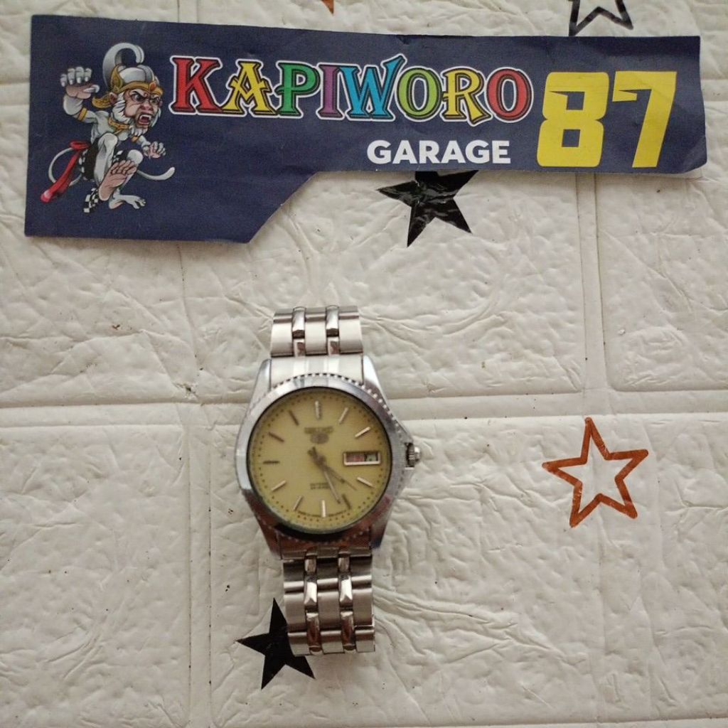 jam tangan Seiko 5 datejust