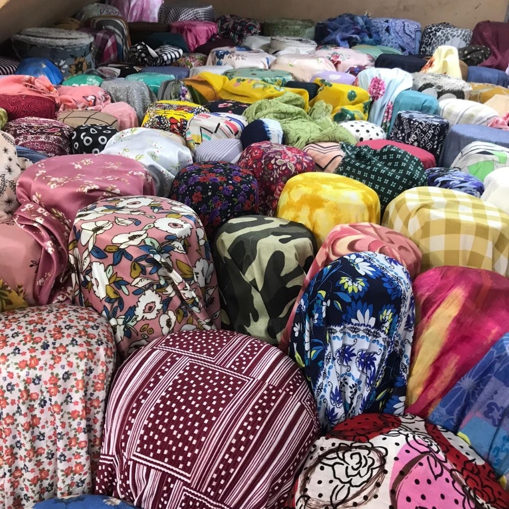 Kain ceruti motif bunga - kain ceruty motif bunga - kain sifon ceruti motif - kain ceruti motif terb