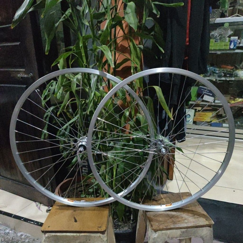 wheelset roda sepeda commuter bike federal mtb ring 26 velg araya freehub slup