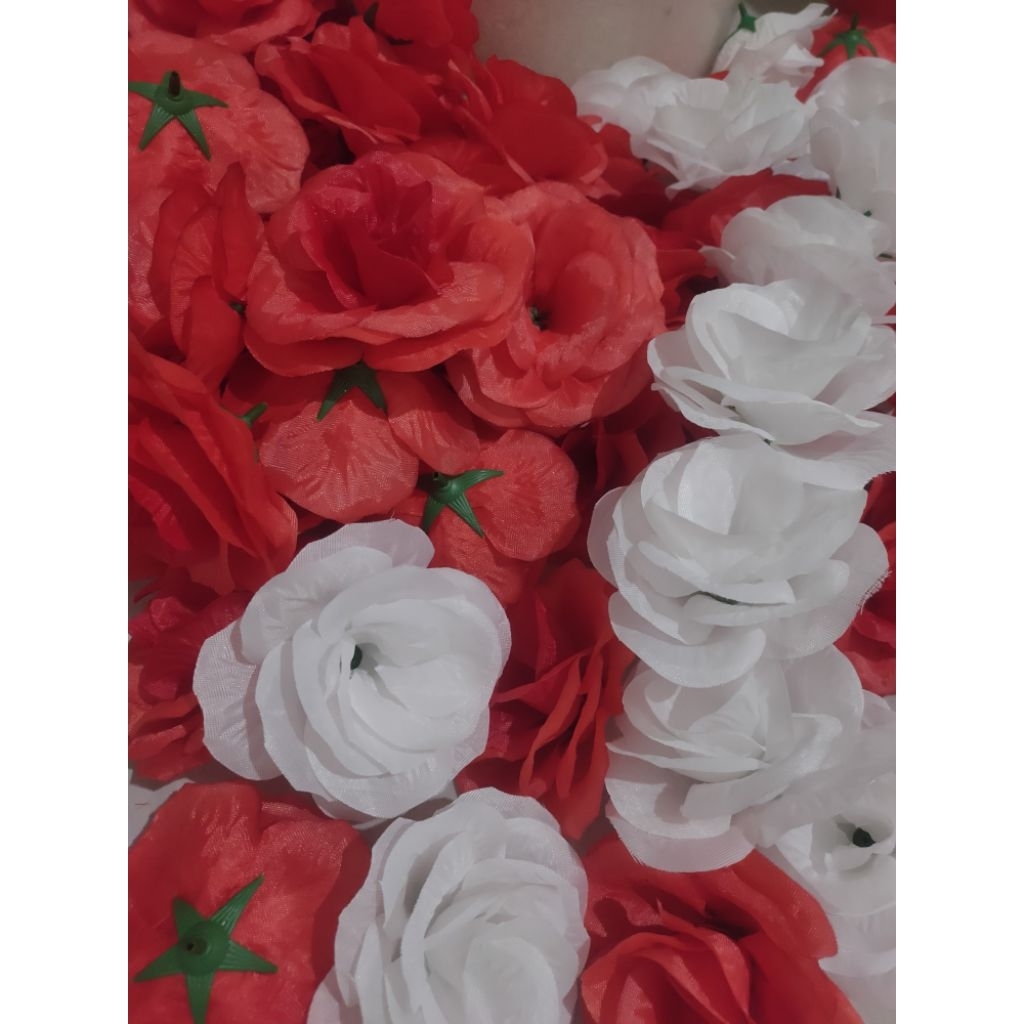 bunga mawar artifisial/kelopak bunga mawar/kepala bunga mawar/bunga plastik/mawar plastik/mawar pals