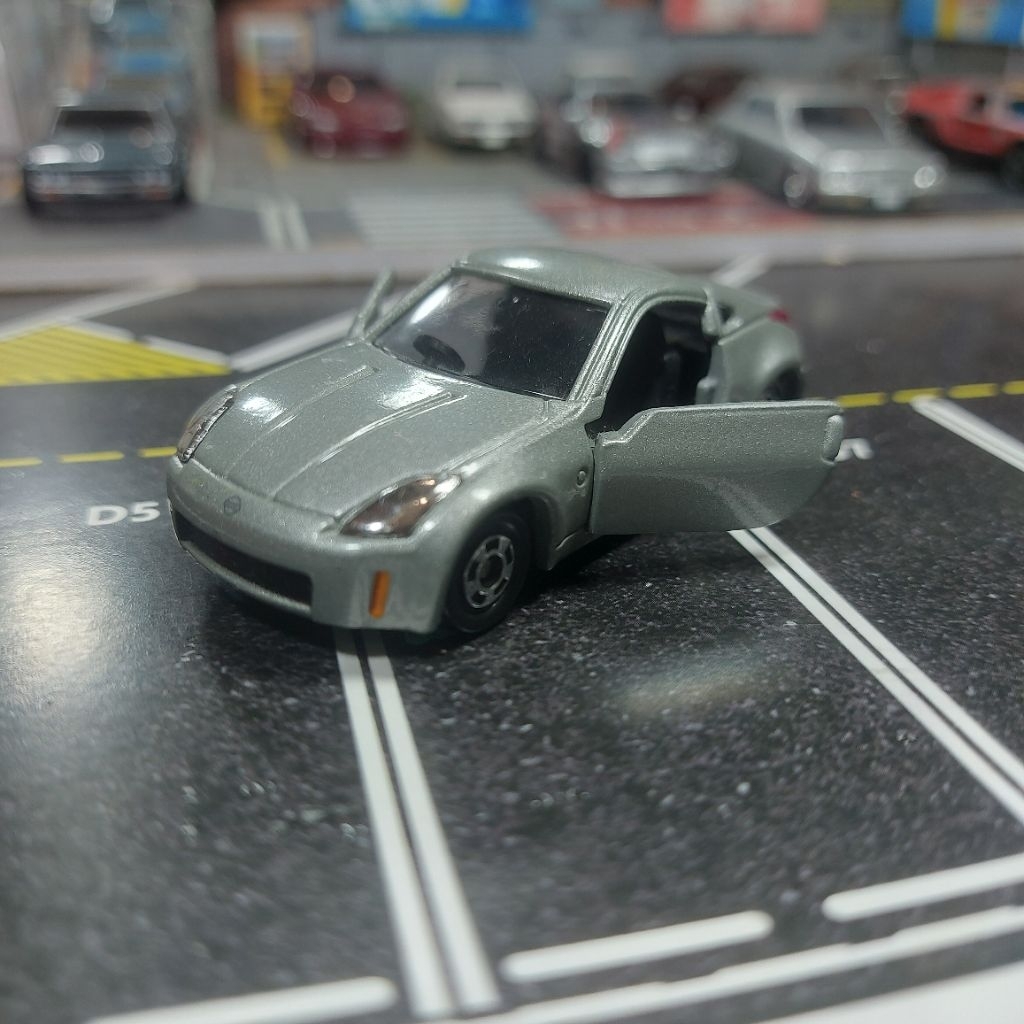 Tomica Nissan Fairlady z