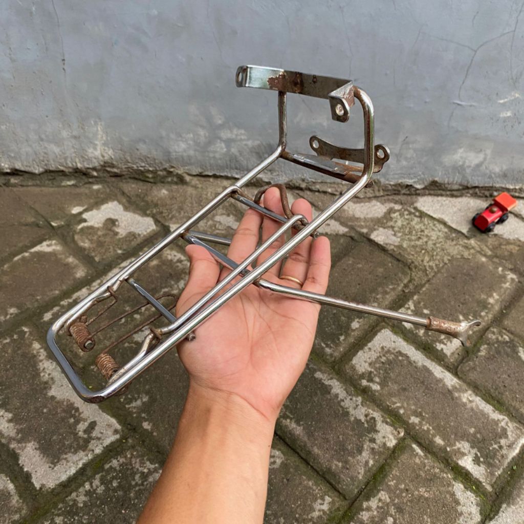 rak jepit depan yamaha v80 excellent original rak jepit keranjang yamaha excellent