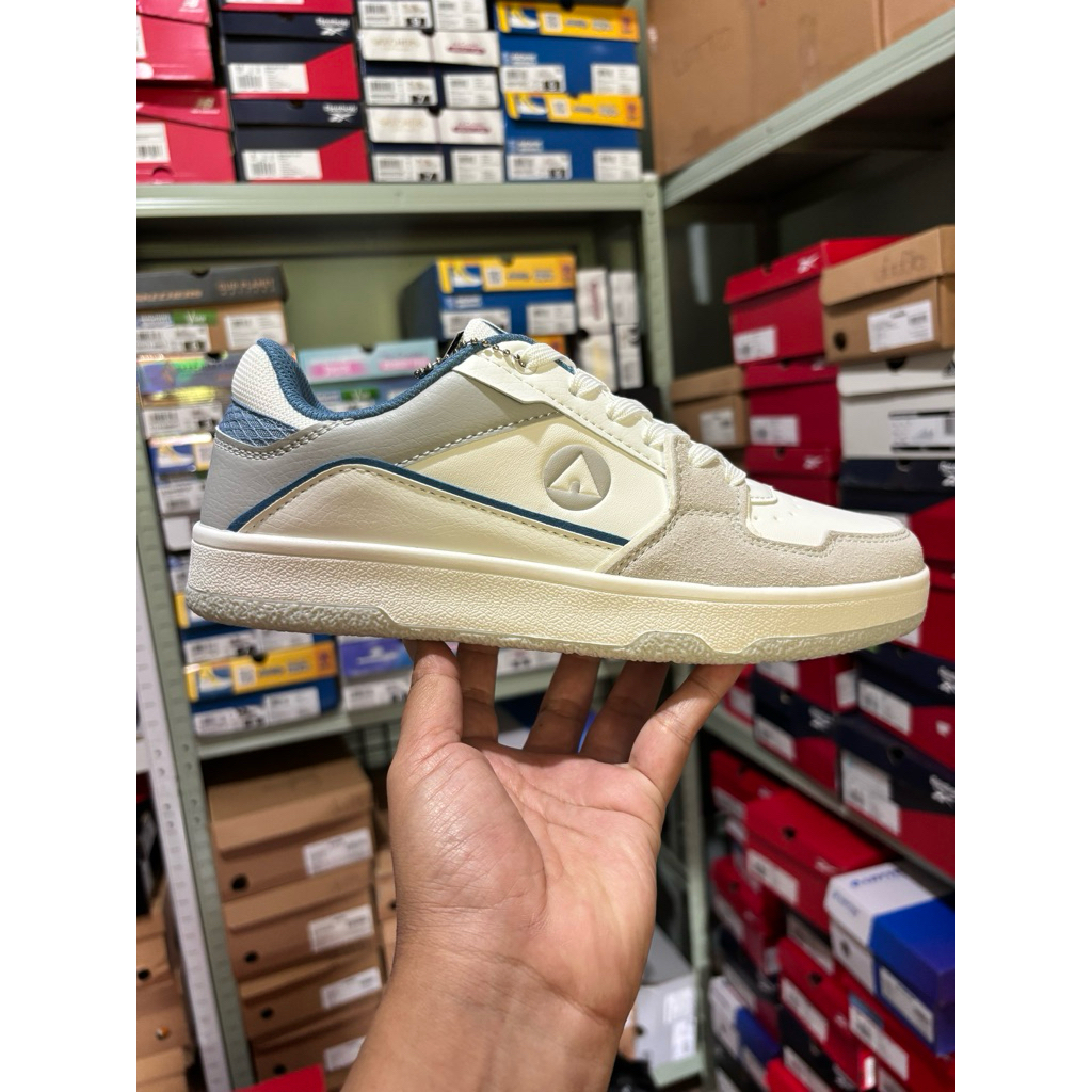 Sepatu airwalk CLIFTON white grey