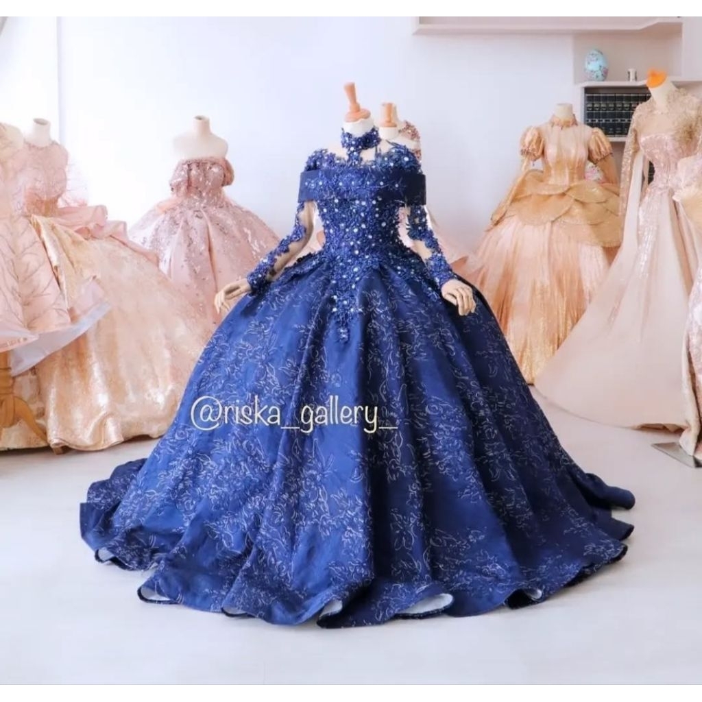 gaun pengantin biru navy