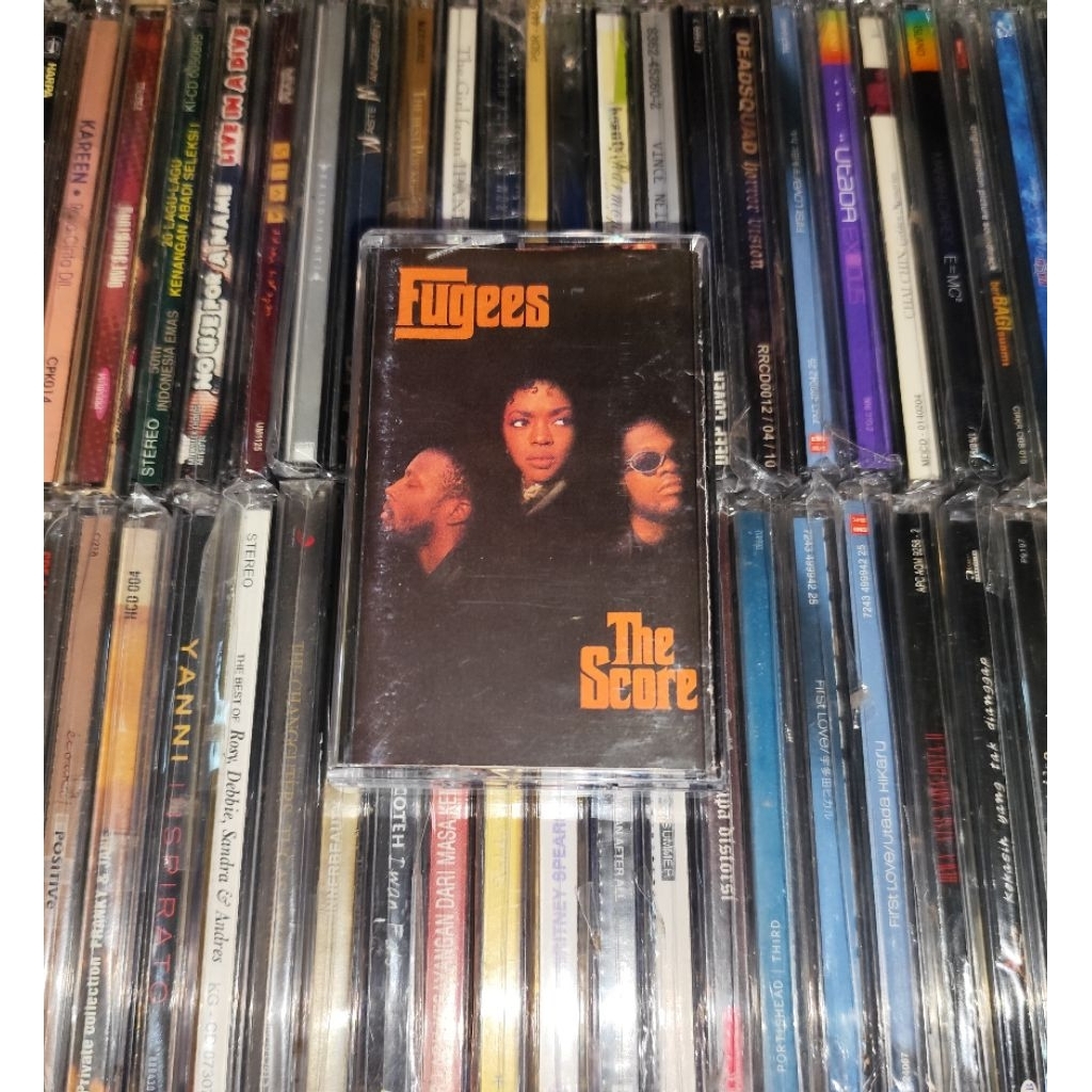 Kaset Fugees - The Score