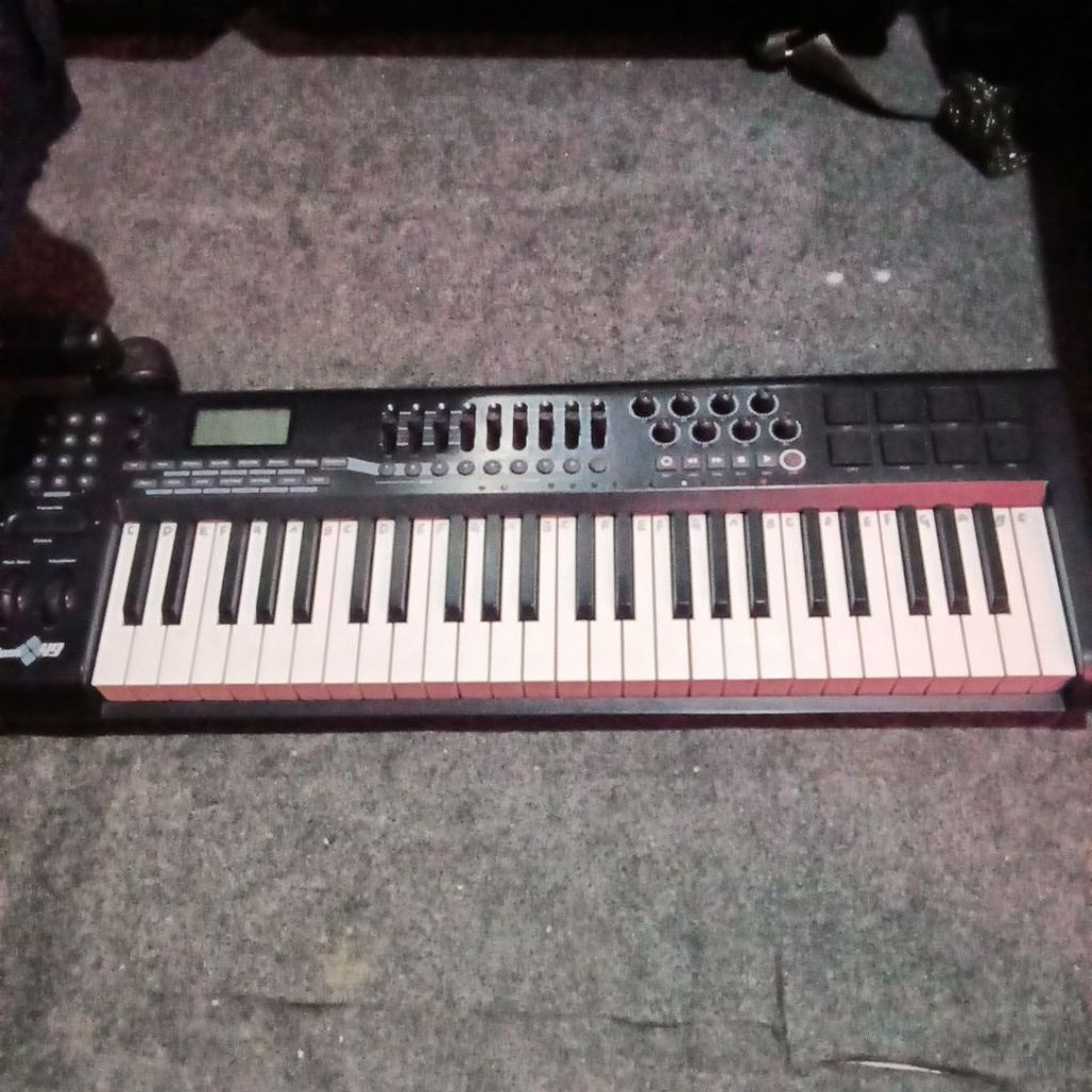 midi controller m audio axiom49