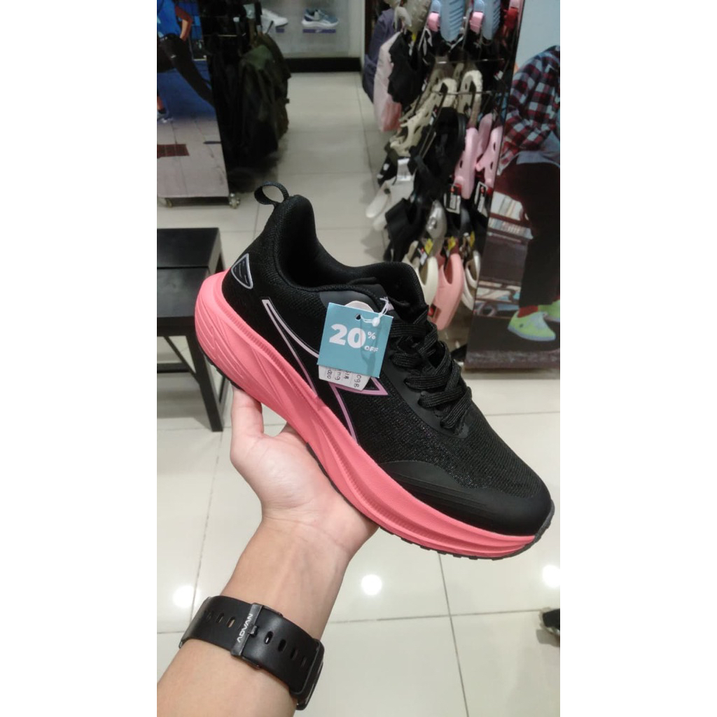 Diadora sepatu wanita original