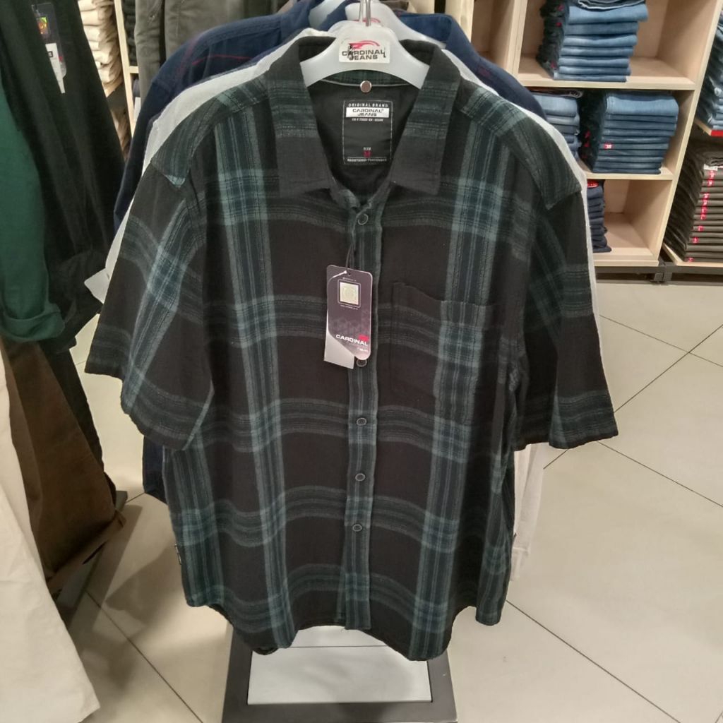 CARDINAL KEMEJA PRIA LENGAN PENDEK MOTIF KOTAK-KOTAK ORIGINAL