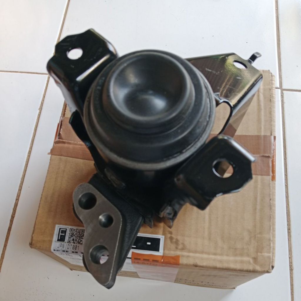 Engine Mounting Kanan Toyota Agya Ayla 1000cc Manual Matic Original