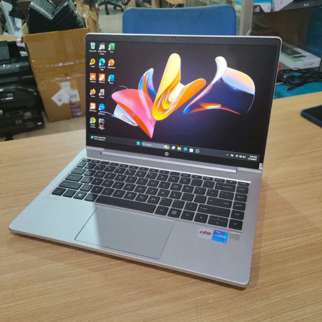 Laptop hp 440 g8 Core i5 gen 11 Ram 8gb nvme 256gb Mulus