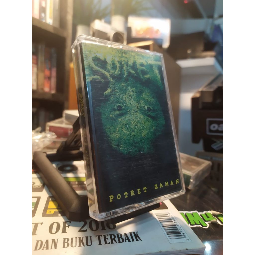 kaset suket potret zaman yockie suryo prayogo