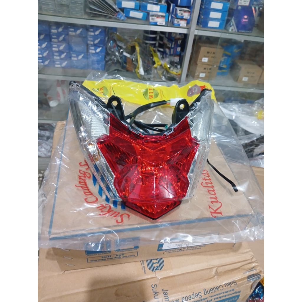 lampu stop vario 125 150 led old/stop lamp assy vario 125 150 led old/win kualitas orisinil