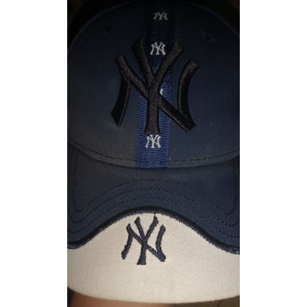 Topi Baseball New York Yankees (second)