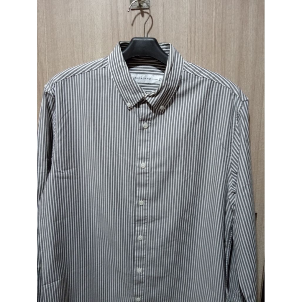 kemeja pria lengan panjang Giordano size L
