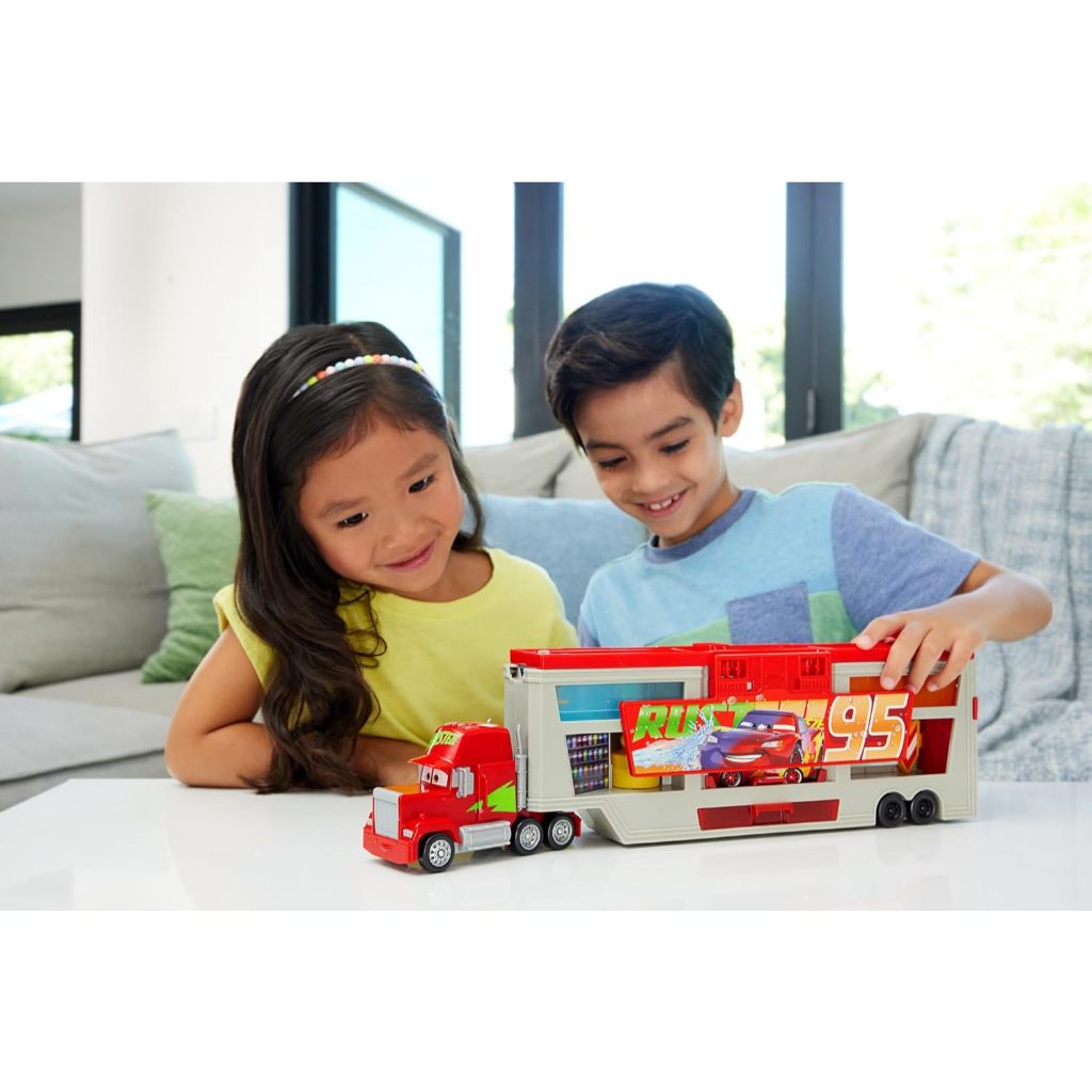 MATTEL DISNEY AND PIXAR CARS TRANSFORMING TRUCK & TOY CAR PLAYSET