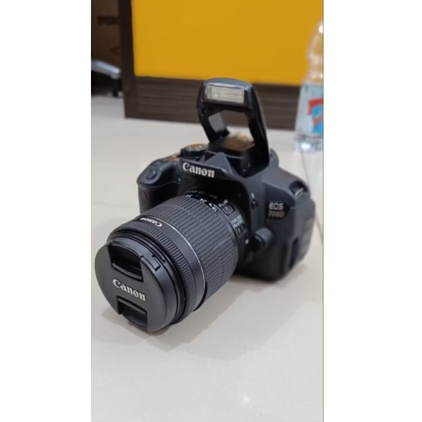 Kamera Canon EOS 700D (Second Like New)