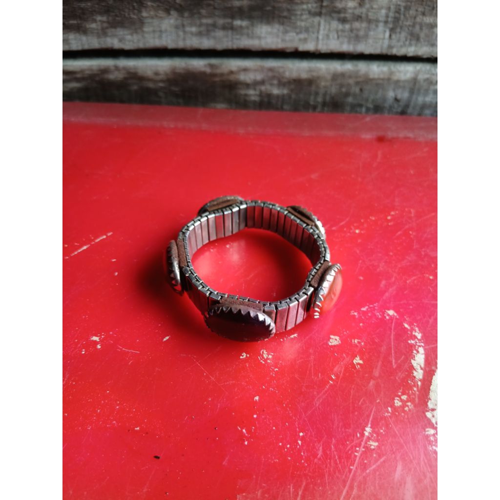 Gelang 185 jadul antik kuno lawas vintage display mati
