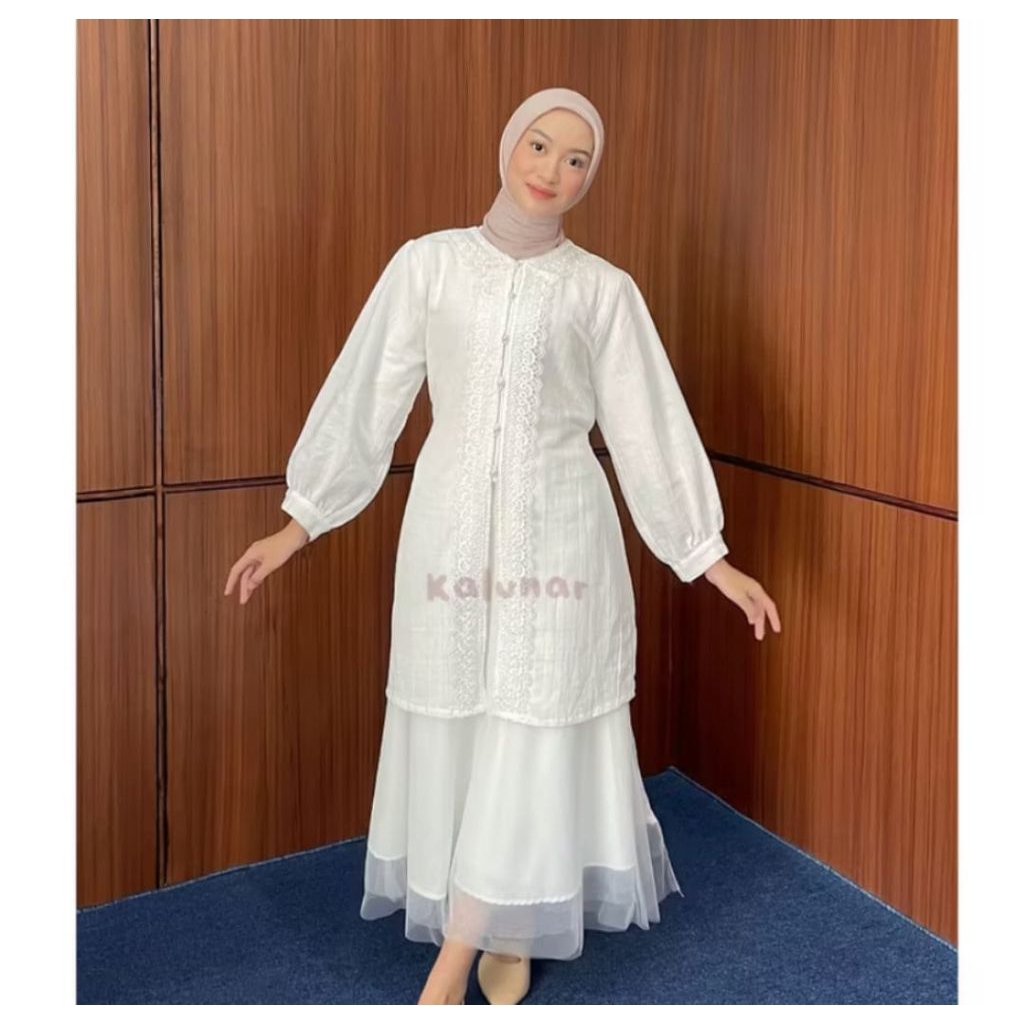KALUNAR (ready stok)Tunik Atasan Wanita Kondangan Lebaran Gamis Melayu Aksen Renda Import Premium
