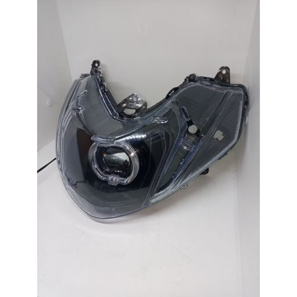 Reflektor lampu depan Mio M3 ala biled alis running