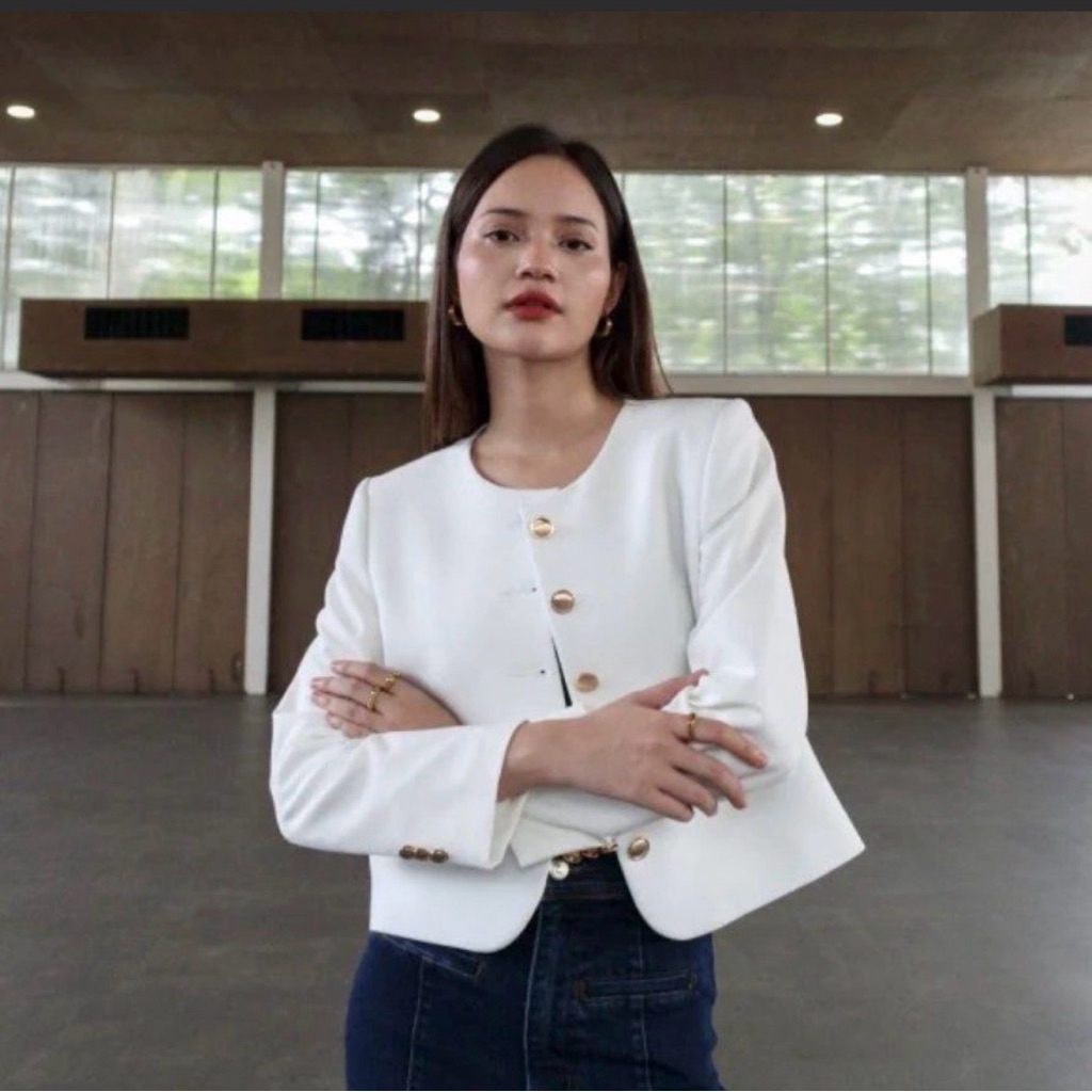 KAIAHATI - Valencia Colarless White Blazer