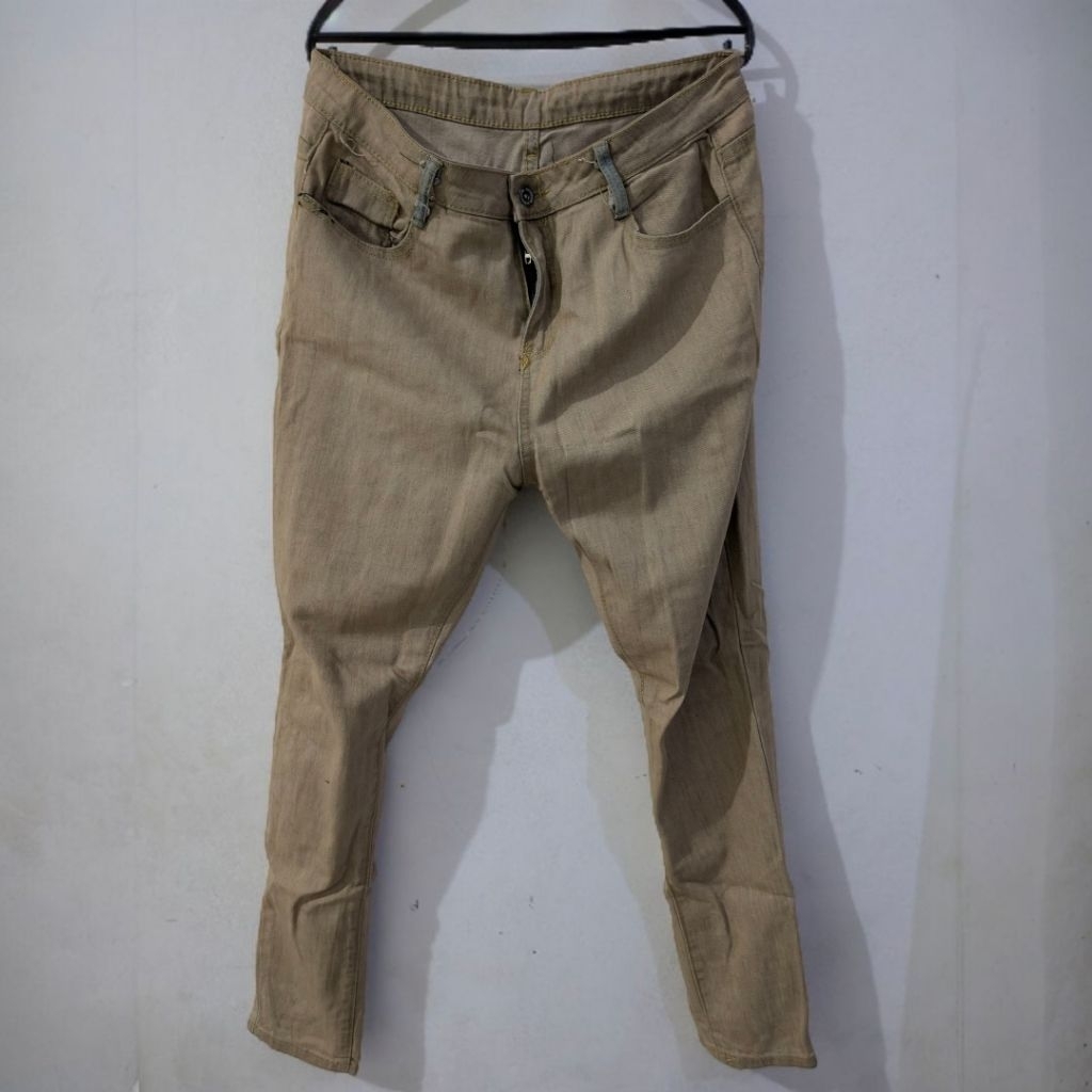 Celana Jeans Wanita Warna Cream Coklat – Preloved – Fit to M/L | Celana Panjang Wanita Jeans Prelove