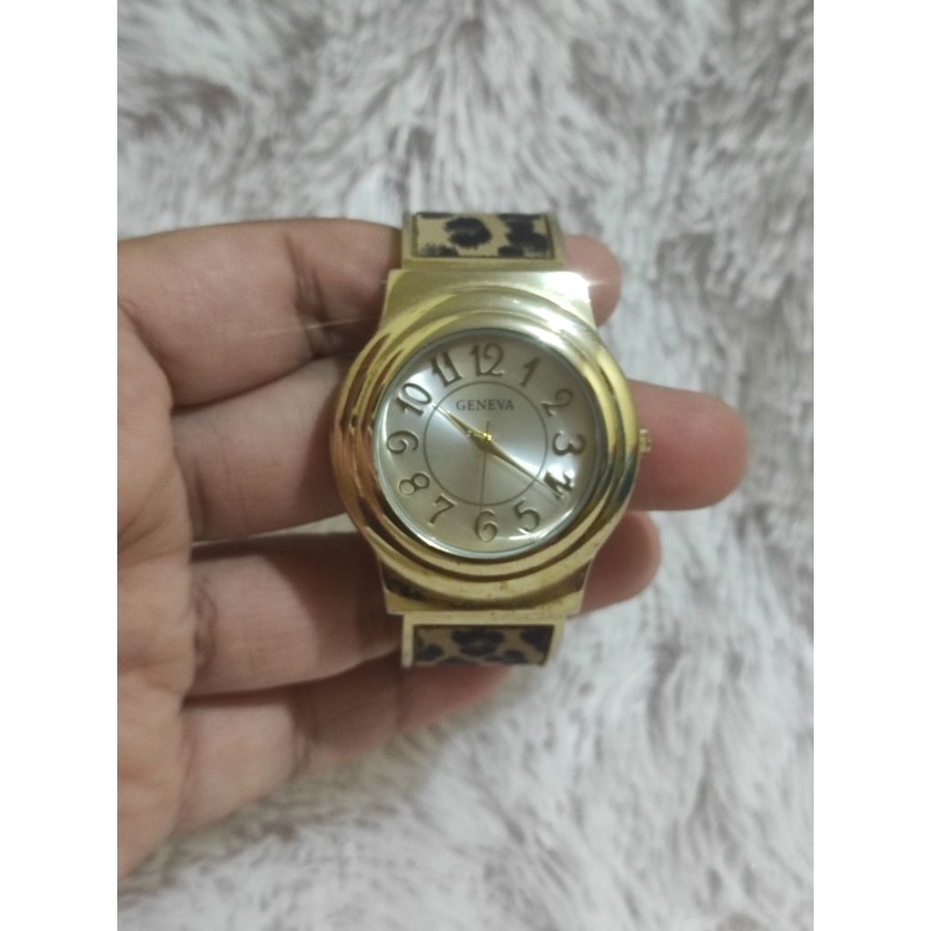 Jam tangan second bangle leopard