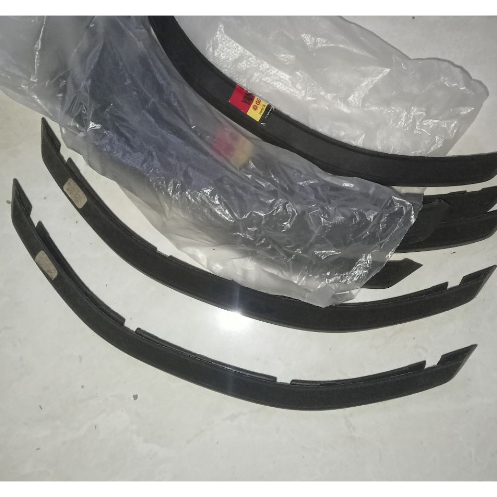 lis list klem visor winshield yamaha v80 V80 robot original baru