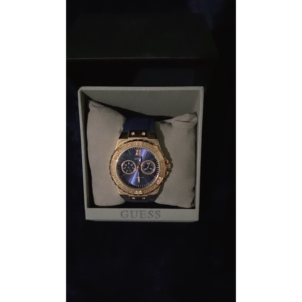 Preloved JAM GUESS ORI 10000%