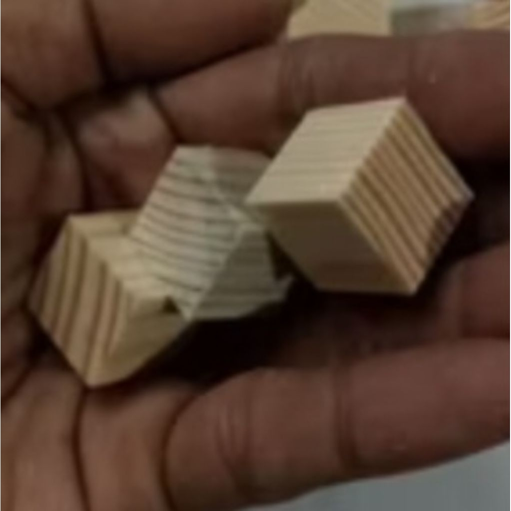 Balok kayu atau Kubus 1cmx1cmx1cm Asli kayu jati