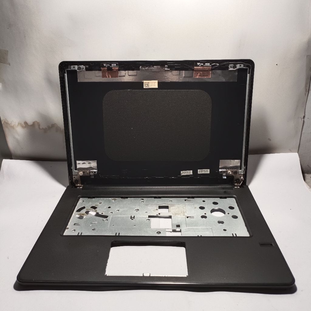 Casing Case Casing Kesing Laptop Dell Inspiron 3467 3567 3476 P76G P76G002
