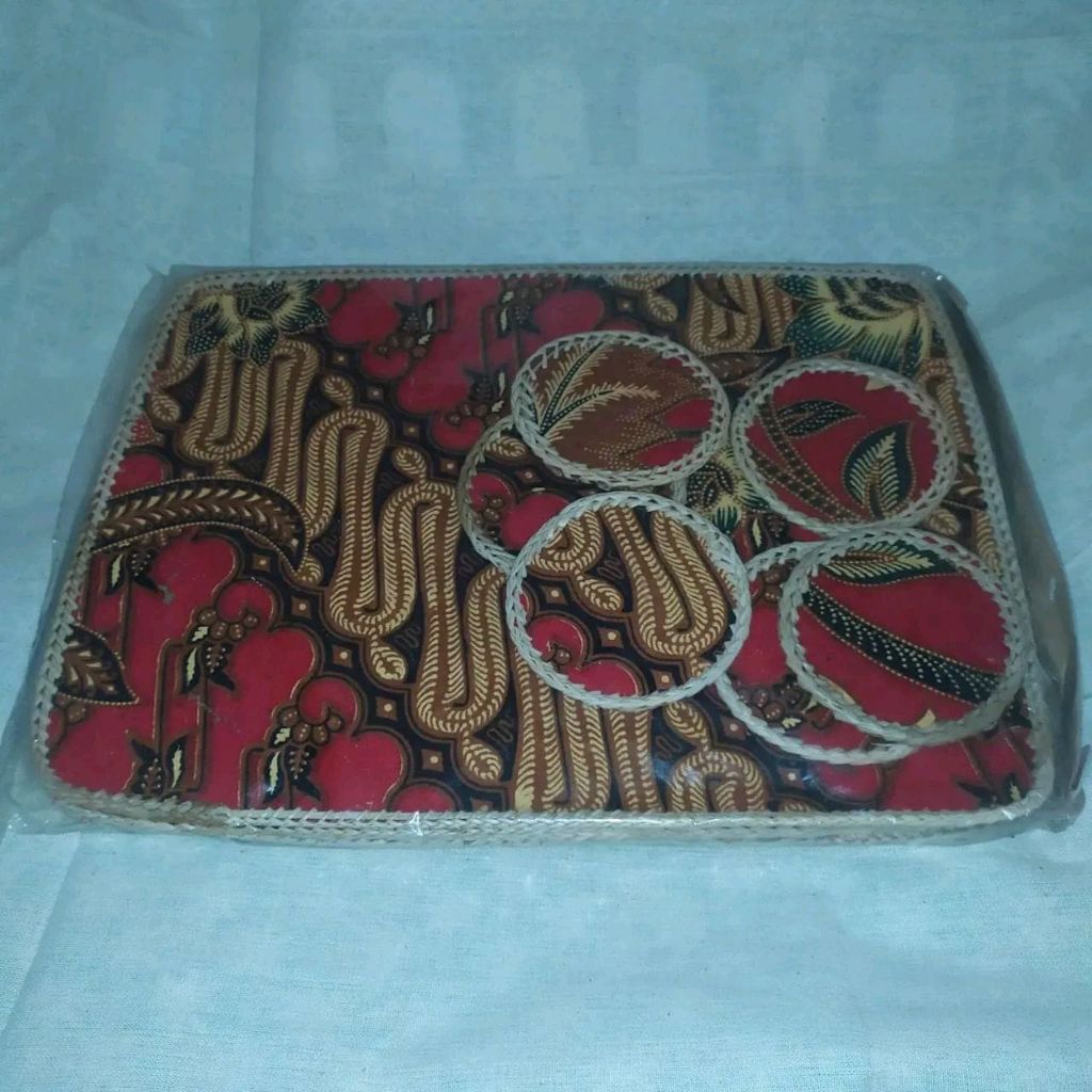 placemet batik/ dinner set batik/ tatakan gelas dan piring batik / souvenir dinner set
