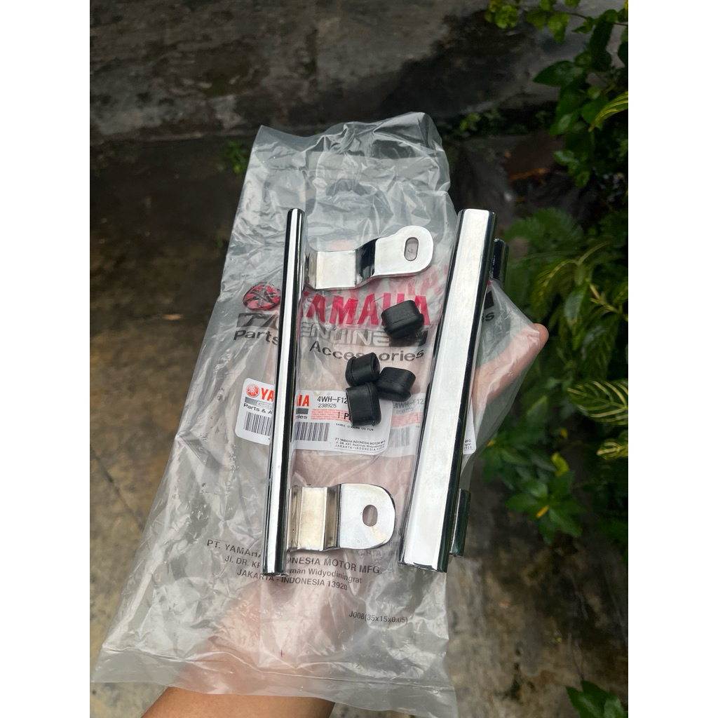 Begel Samping / Planger Samping Yamaha FIzR Original Baru Chrome (bahan original baru)