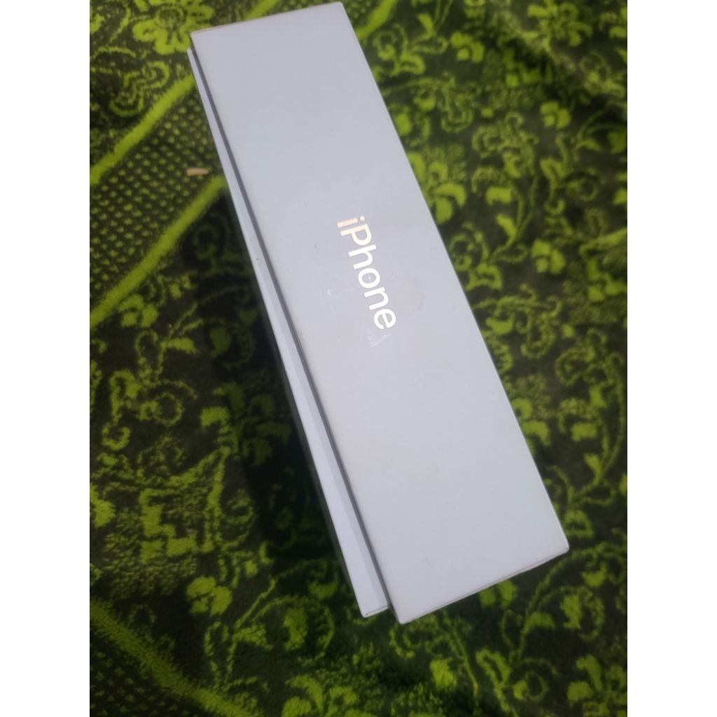 dussbook Iphone 7 plus 128gb Resmi ibox PA/A