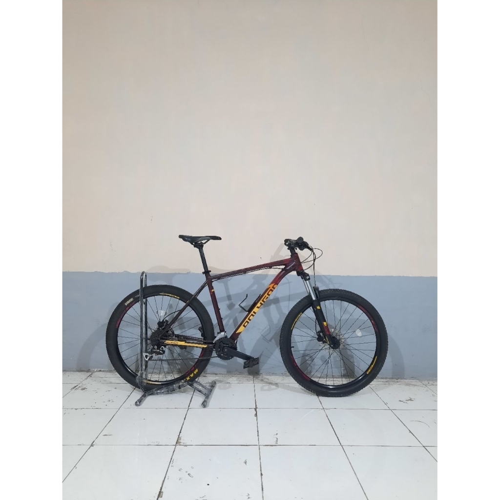 POLYGON PREMIER 4 TAHUN 2021