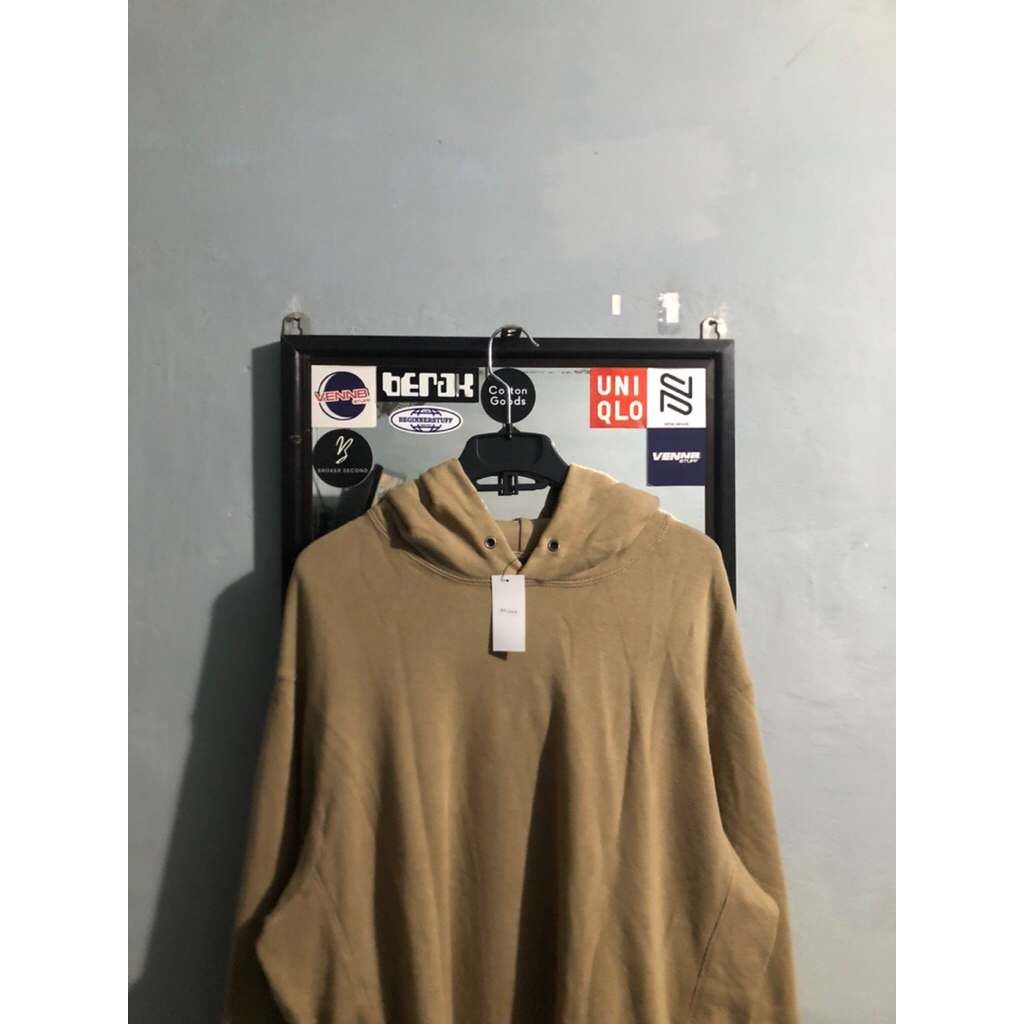 Hodie UNIQLO
