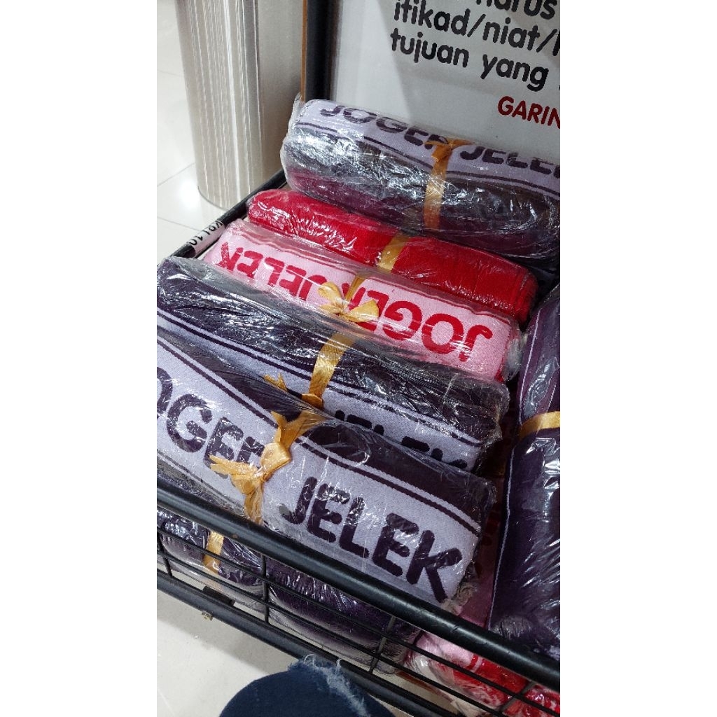 Handuk Besar Joger Jelek bali bagus original