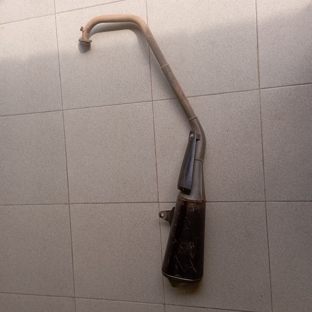 KNALPOT STANDARAN SUJUKI GSX 150 ORIGINAL