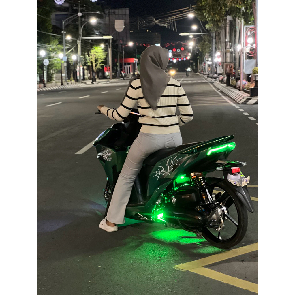 Lampu kolong+modul+free stiker