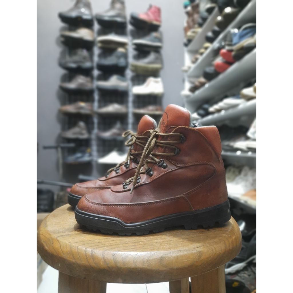 Sepatu hiking outdoor vintage ASOLO Liteflex vibram size 39