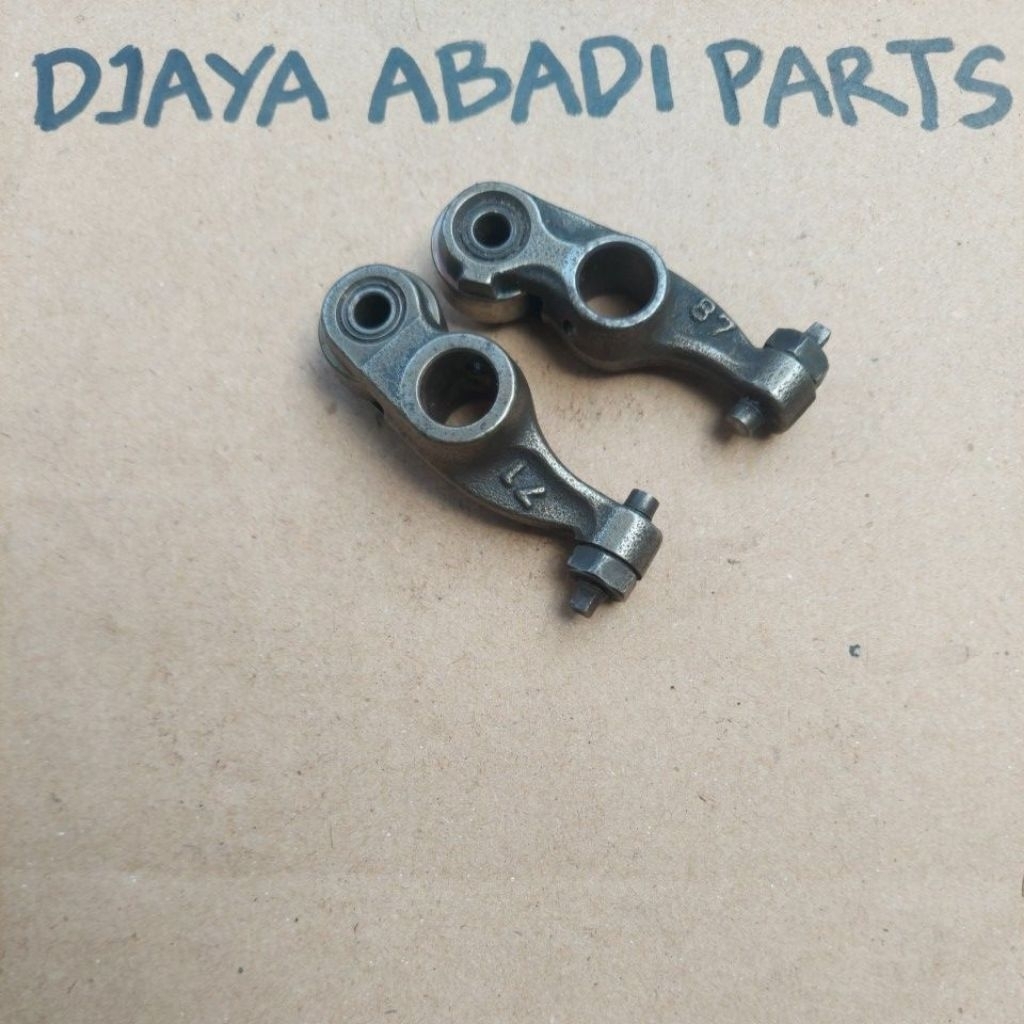PELATUK KLEP SET IN EX ROCKER ARM KARISMA - SUPRA X 125 - KIRANA ORIGINAL COPOTAN