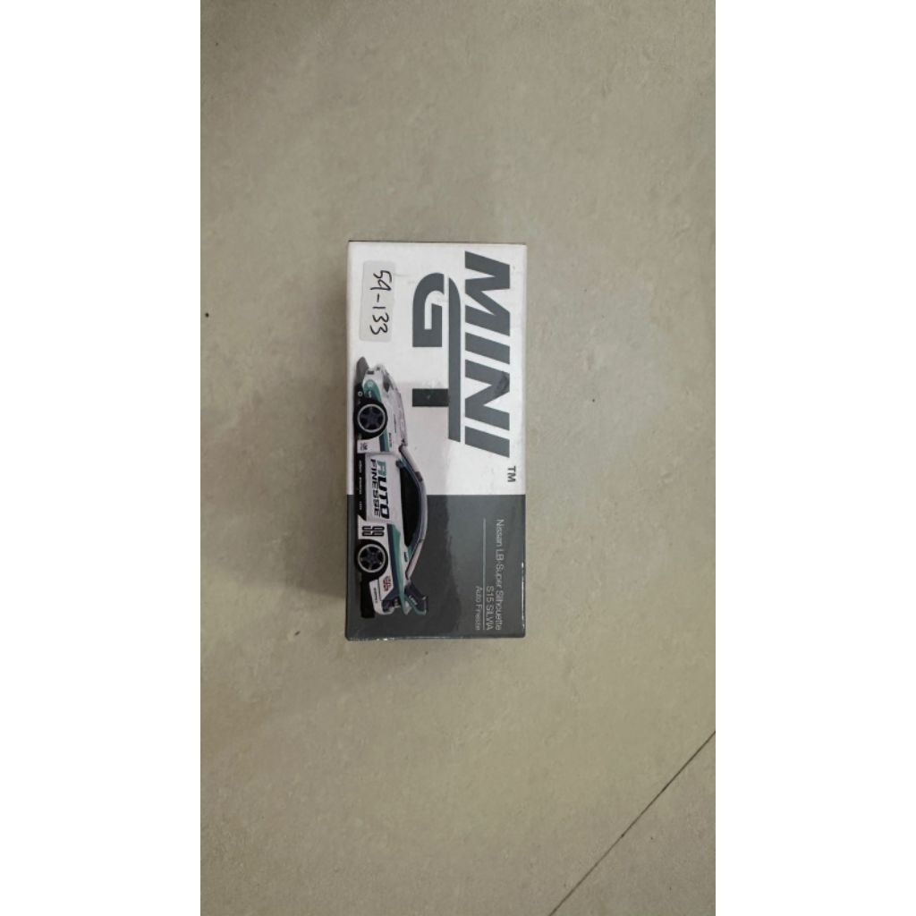 Mini GT No.490 Nissan Silvia S15 super Silhouette Auto Finense