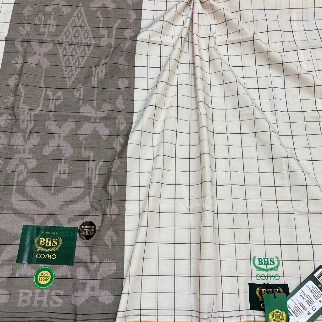 SARUNG BHS COSMO GOLD K26 DGP 2 PUTIH SELVEDGE JACQUARD KOTAK