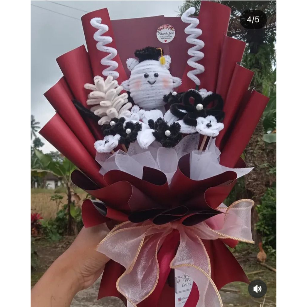 buket bunga hitam putih